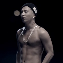 taeyang_eyes_nose_lips